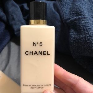 BNWOB Chanel number 5 body lotion